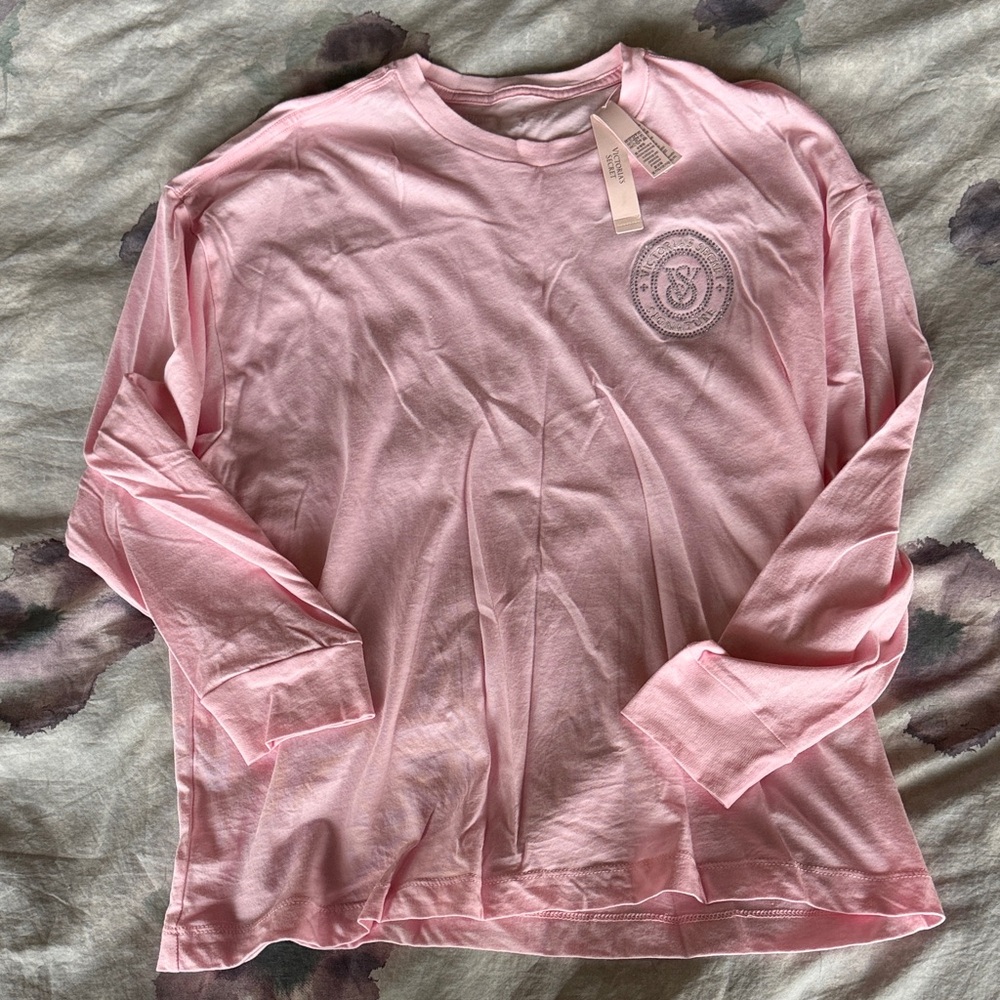 NWT Victoria's Secret Pink Logo long sleeve/sleepwear top